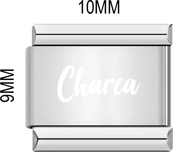 Silbernes Italian Charm Glied mit weißer „Charea“-Schrift und Maßangaben 9 mm x 10 mm, freigestellt auf transparentem Hintergrund.