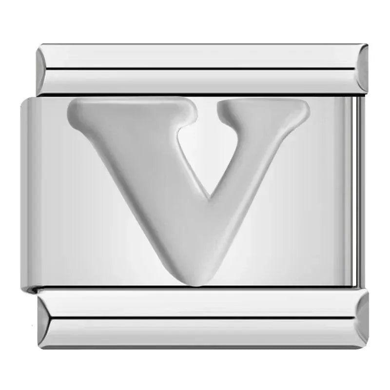 V - BUCHSTABEN CHARM - Charea