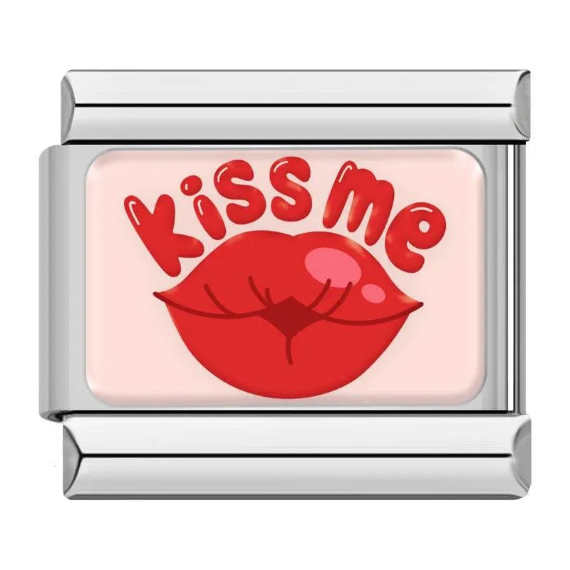 KISS ME - CHARM - Charea